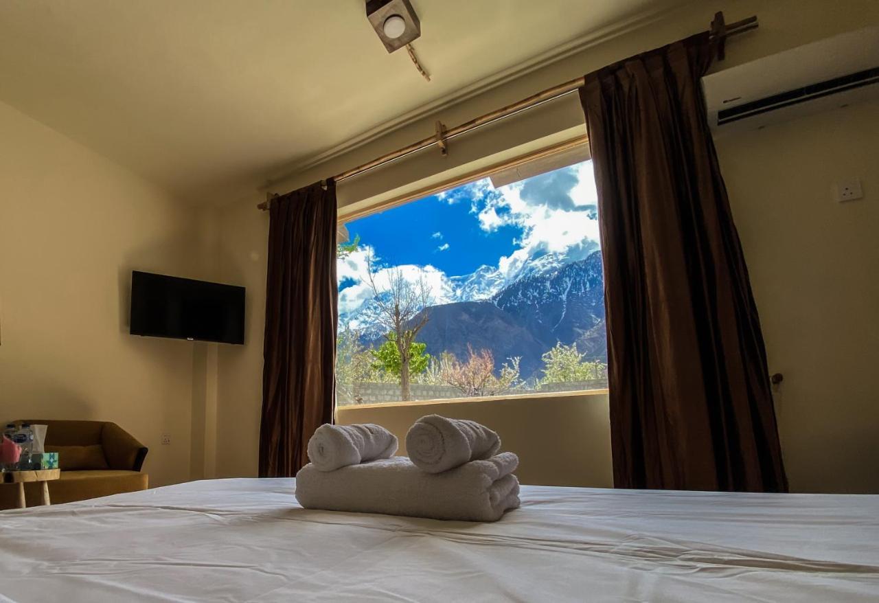 Dumani Nagar Hotel & Resort Karimabad  المظهر الخارجي الصورة
