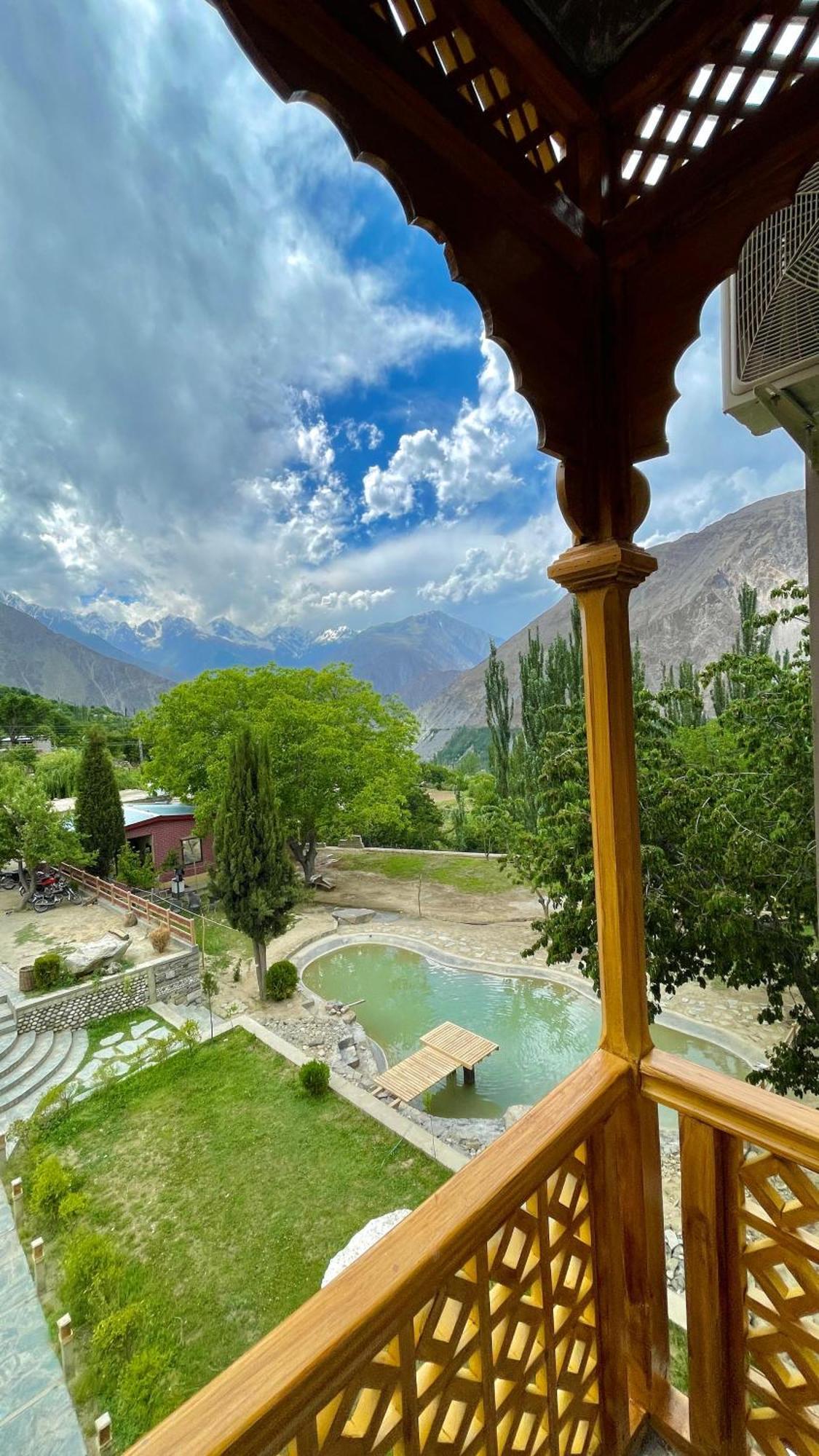 Dumani Nagar Hotel & Resort Karimabad  المظهر الخارجي الصورة