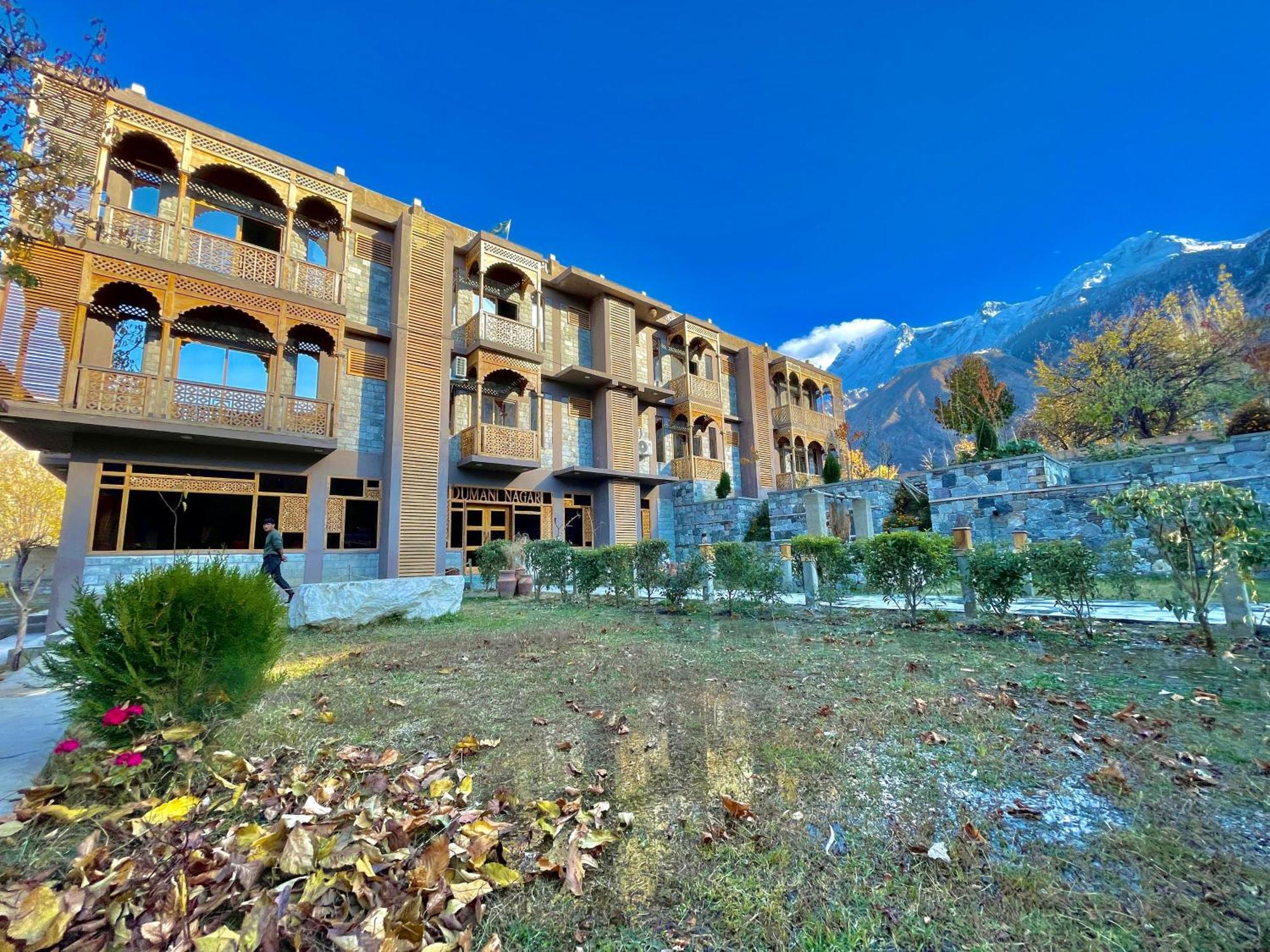 Dumani Nagar Hotel & Resort Karimabad  المظهر الخارجي الصورة