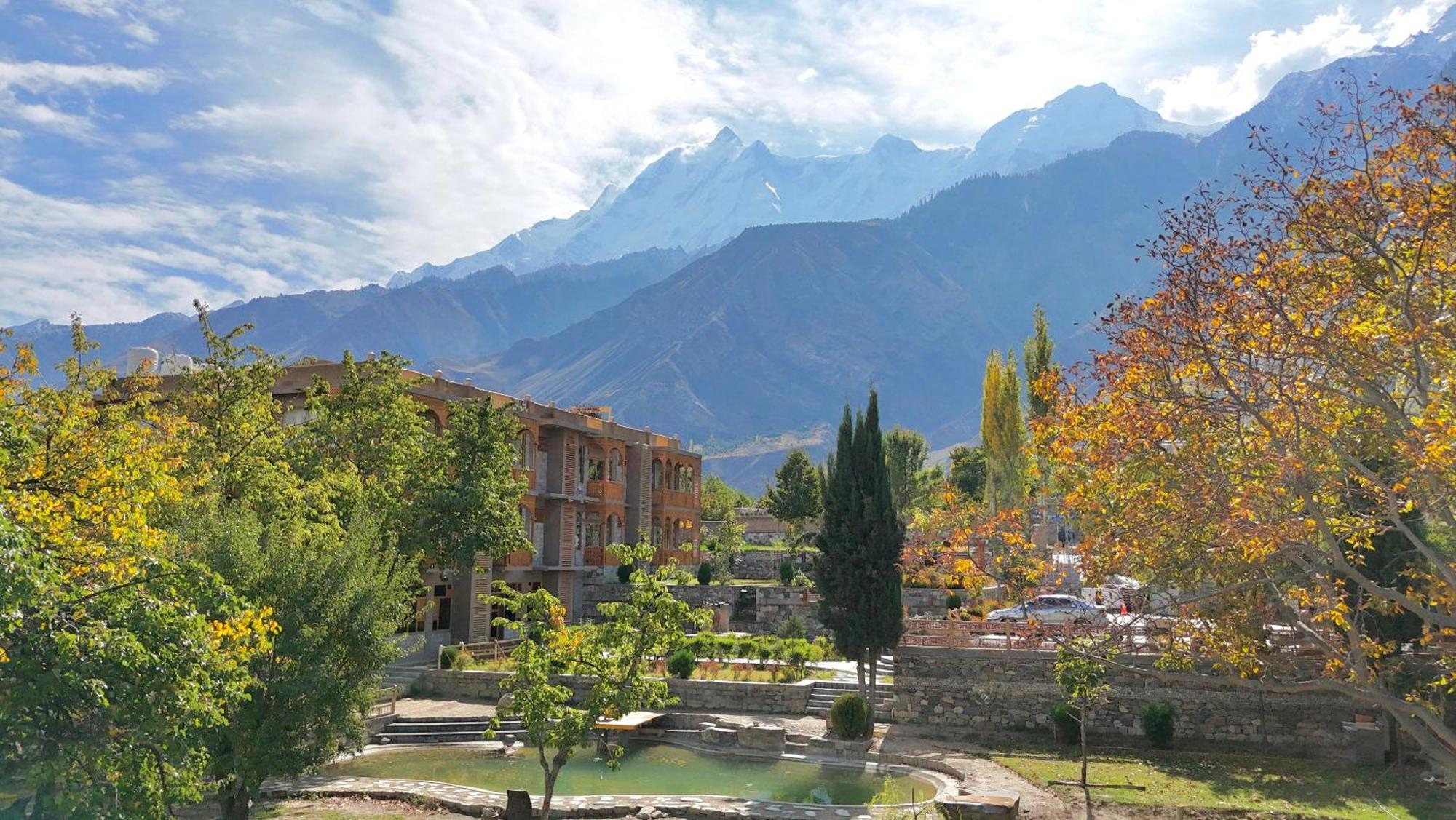 Dumani Nagar Hotel & Resort Karimabad  المظهر الخارجي الصورة